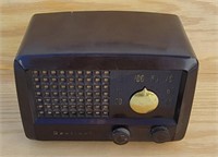 1950 Sentinel Model 338 radio