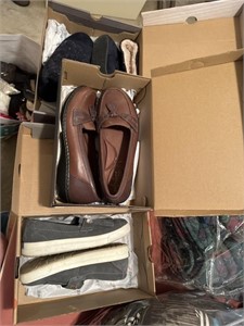 Bag and boxes of shoes size 6