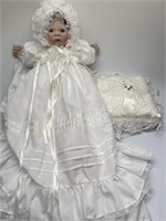 Vintage Lee Middleton First Moments Doll 20.5in T