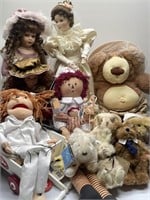 Vintage Dolls and Stuffed Animals - Boyds Bears
