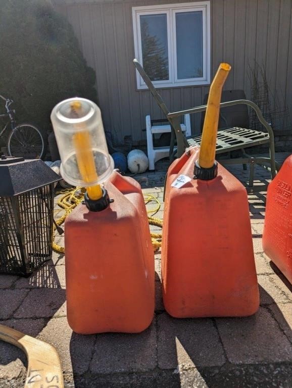Pair of Portable Fuel Cans