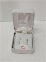 14KT Gold diamond stud earrings, appraisal of $350
