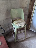Vintage green sweetheart kitchen stool