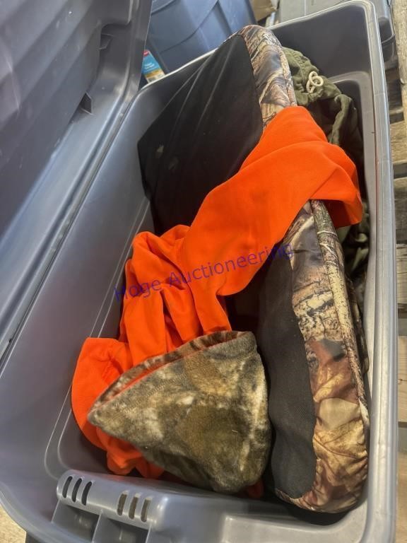 TOTE--HUNTING GEAR, PADDED SEATS