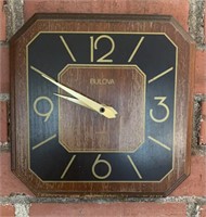 9in wood Bulova wall clock working