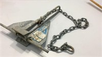 A Small Anchor with Chain K11C