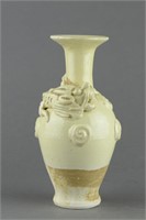 Chinese Ding Yao White Dragon Carved Vase