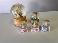 (5) Snow Globes, Bigger one is a Lefton Music