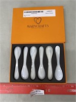 Mary Crafts Spoons Set