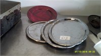 Lot of 4 Trays