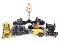 7 Vtg Dinky Toys Miniature Vehicles & Stoplight