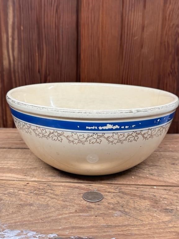 10" Homer Laughlin Pottery Blue Band Bowl