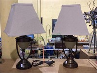 Great pair of smaller accent table lamps - bronze