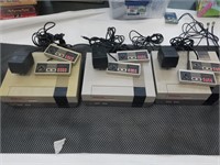 3 Nintendo Game Systems w/ Acc Parts or Repair