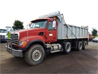 2004 Mack Granite Tri/axle Dump Truck