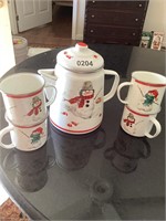 Enamel Christmas tea pot, 4 cups & tray-no picture