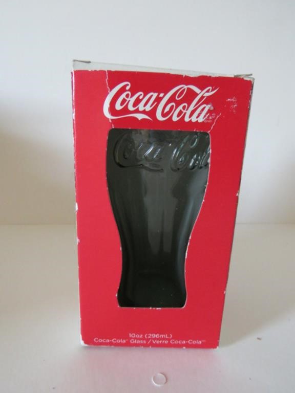 VINTAGE COCA COLA GLASS IN ORIGINAL BOX