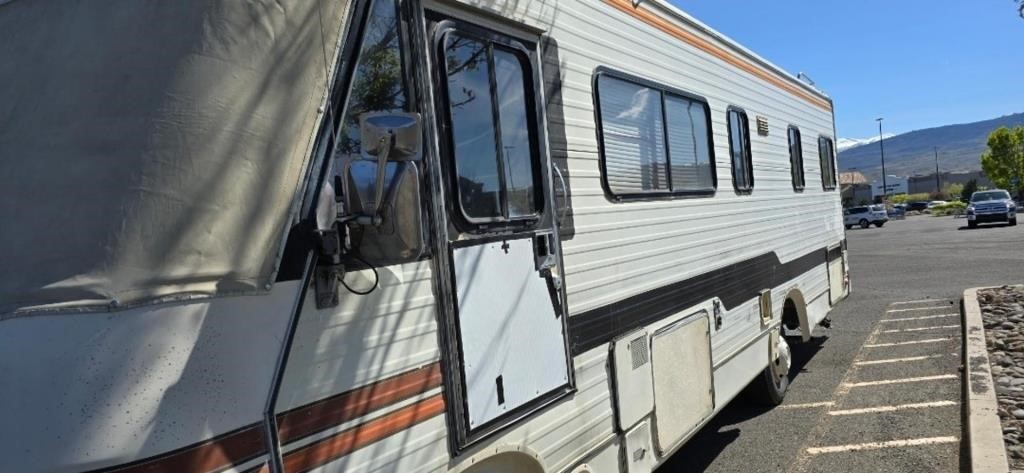 1985 Chevrolet/HERITAGE Motorhome Chassis/TRUCK/P3