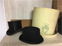 Kensington Hat Box / (2)Top Hats
