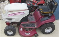 White LT 1650 Hydro Riding Lawn Mower