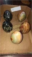 5 marble eggs all with stands