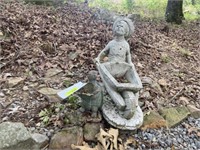 2 Garden Statues