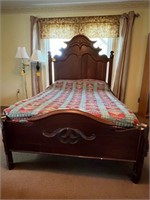 FS antique bed