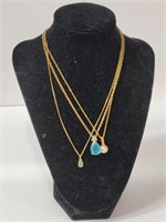 3 DAINTY NECKALCES LOOK NEW