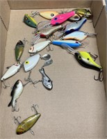 17 Crank Baits & Shad Like Fishing Lures