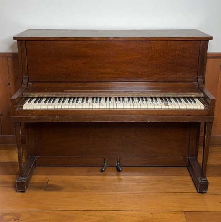 1930 Howard Baldwin Cincinnati Upright Piano