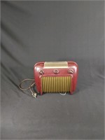 Vtg 1947 Crosley 56, TD, AM, Tube Radio