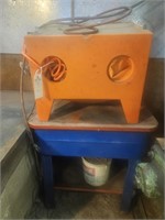 PARTS WASHER & SMALL SAND BLAST CABINET *OFF SITE