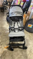 FM9042  baby stroller