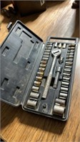 38pc Rachet & Socket Set w/Carry Case