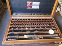 STARRETT GAGE BLOCK SET