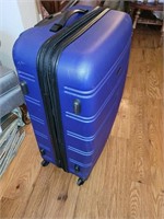 Rockland rolling luggage, 18" x 12" x 29"