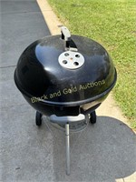 Weber Kettle Charcoal Grill