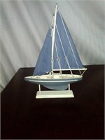 Model Wooden Sailboat O12F