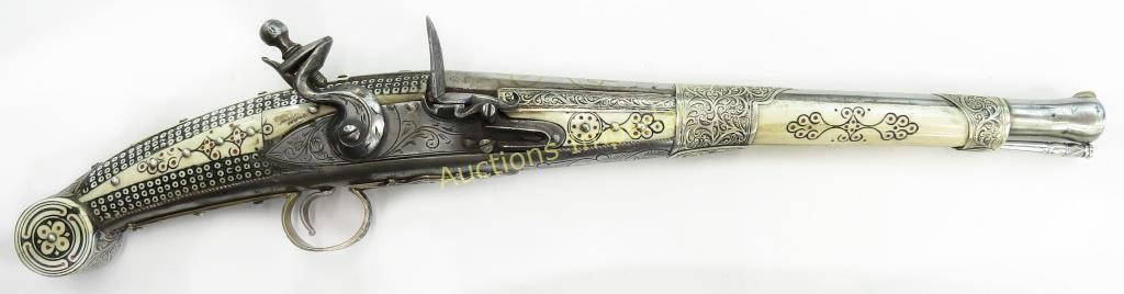 A MOROCCAN FLINTLOCK PISTOL | Live and Online Auctions on HiBid.com