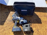 /2" Craftsmaster Impact Driver w/ Charger & Case