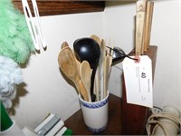 Wooden Kitchen Utensils & Knife Block