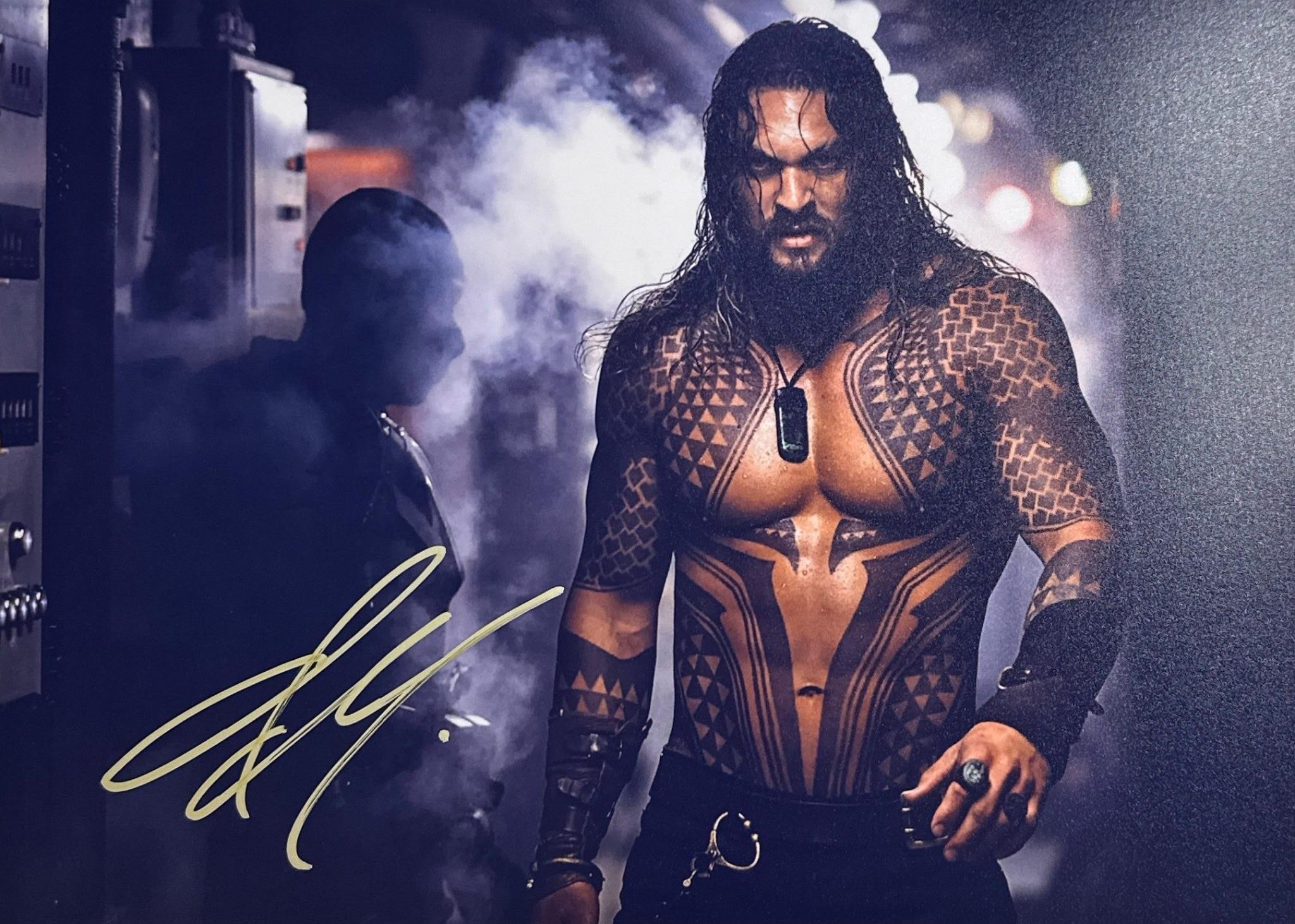 Autograph COA Aquaman Photo