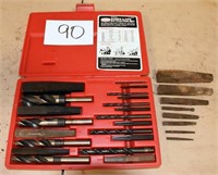 Screw & Pipe Extractor Set