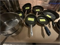 SMALL NON-SICK FRY PAN