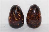 Lot of Two Art Glass Eggs