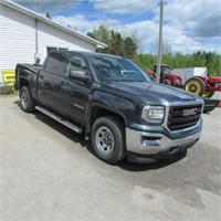 2017 GMC SIERRA, 255K,5.3 LITRE,  4X4, 4DR, SIDE S