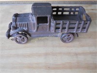 Cast Iron Truck, Horses, 2-Wheel Draw Bar,