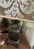 DECORATIVE LAMP WITH SHADE