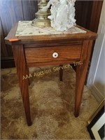 Shaker Style End Table dimensions  23.5in height