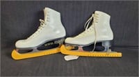 Vintage Riedell Leather Ice Skates